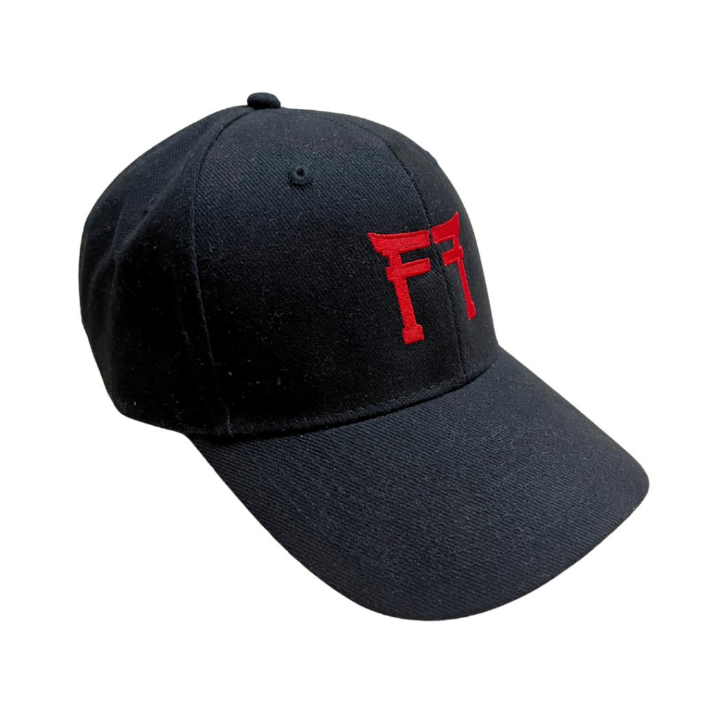 Casquette de judo FIghting Films noir, vu de devant logo rouge